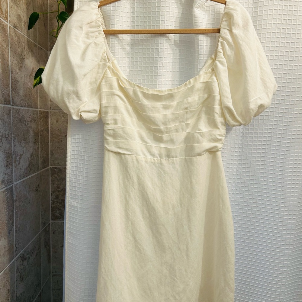 Astr Cream Puff Sleeve Mini Dress